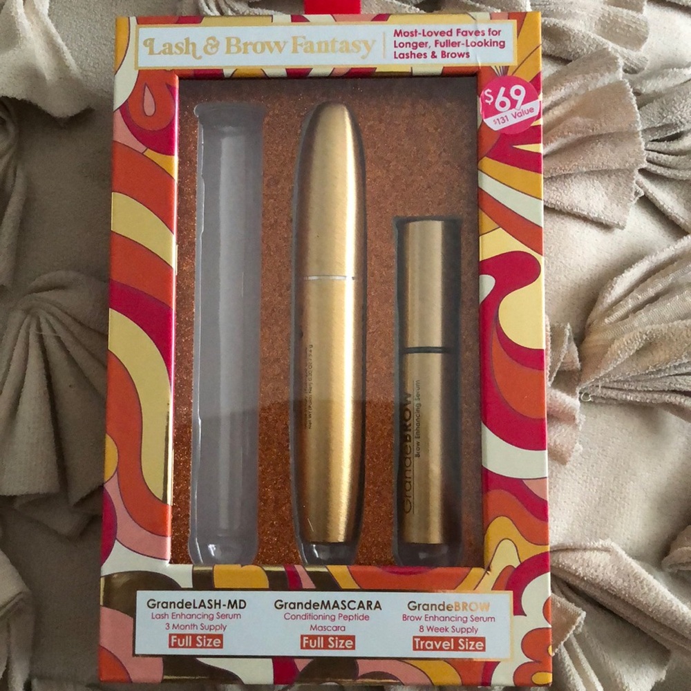 Grande cosmetics set Lot of 2